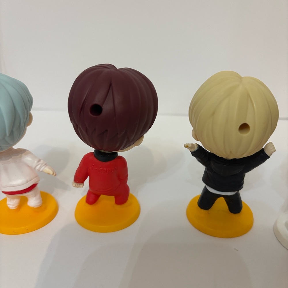 Colorful BTS McDonald’s Character Figurine Set of (6). - Picture 7 of 9